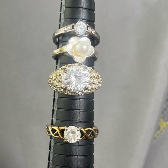 VTG Costume Rings Jewelry Lot of 4 - Picture 3 of 10